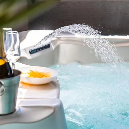 Apartment Beautiful 3br W Private Jacuzzi By Arco Collection
