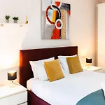 Lägenhet Beautiful 3br W Private Jacuzzi By Arco Collection Is-Swieqi