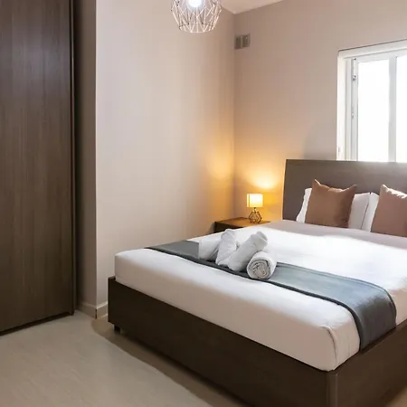 Beautiful 3br W Private Jacuzzi By Arco Collection アパート