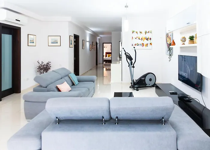 Beautiful 3br W Private Jacuzzi By Arco Collection *