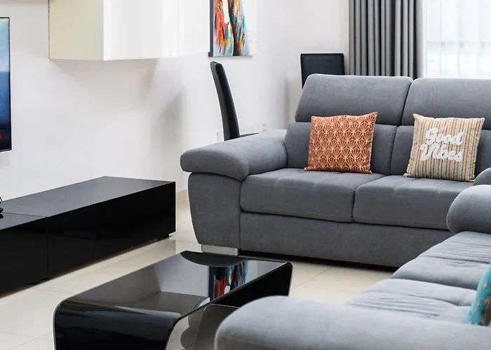 Beautiful 3br W Private Jacuzzi By Arco Collection *