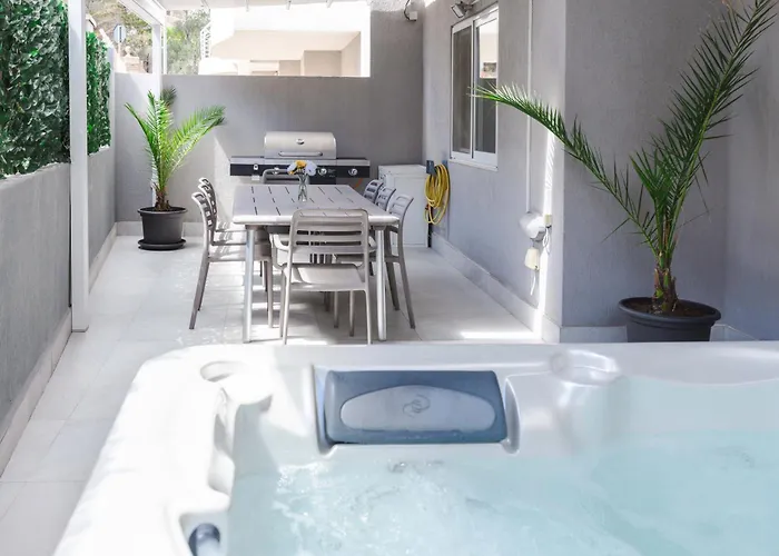 Beautiful 3br W Private Jacuzzi By Arco Collection * Is-Swieqi